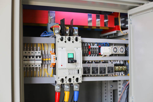 How Does A Manual Transfer Switch Work?