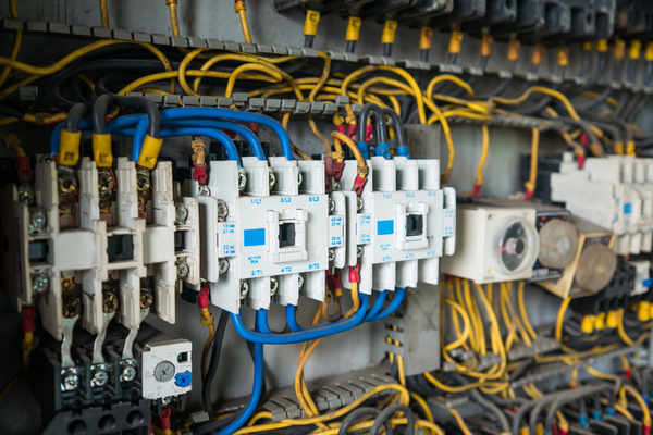 How Motor Control Contactors Work: A Comprehensive Overview
