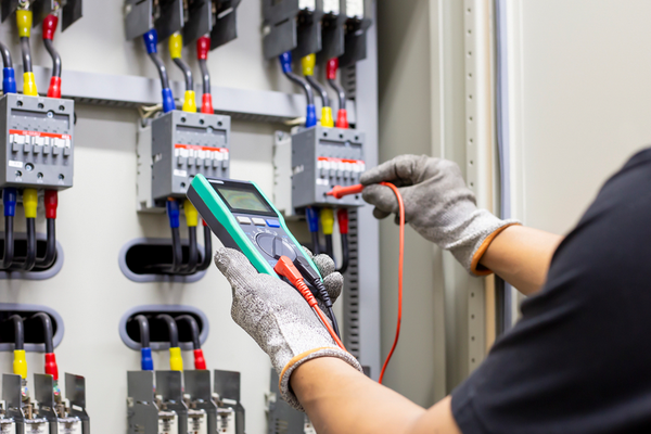 How To Check Fuse Voltage