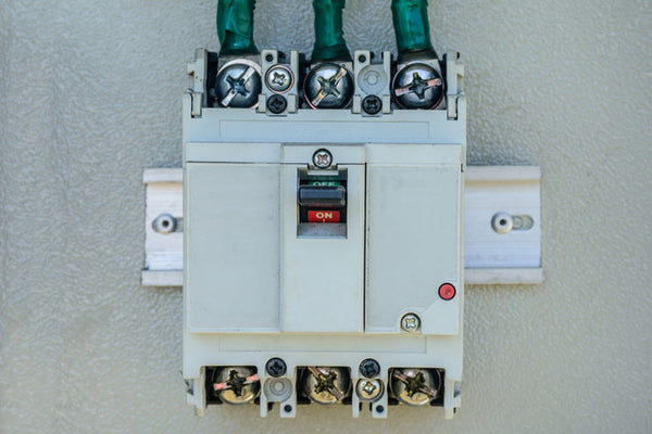 What Is A Molded Case Circuit Breaker?