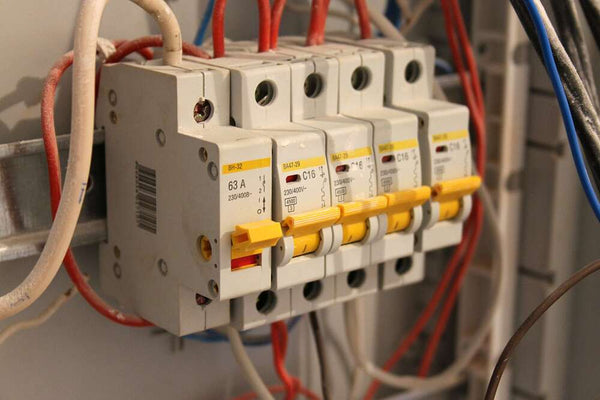 7 Different Contactor Types For Various Applications